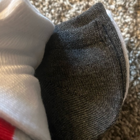 Majesty Brands Mistle Toes No Show Socks - Fits sizes 4-10 (Set of 10) - Picture 10 of 11